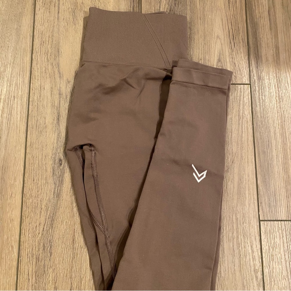 Oner Active Cool Brown Leggings - Picture 6 of 6